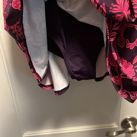 Reduced!! NWT Lands End plus sized one piece skirted swimsuit - Picture 9 of 13